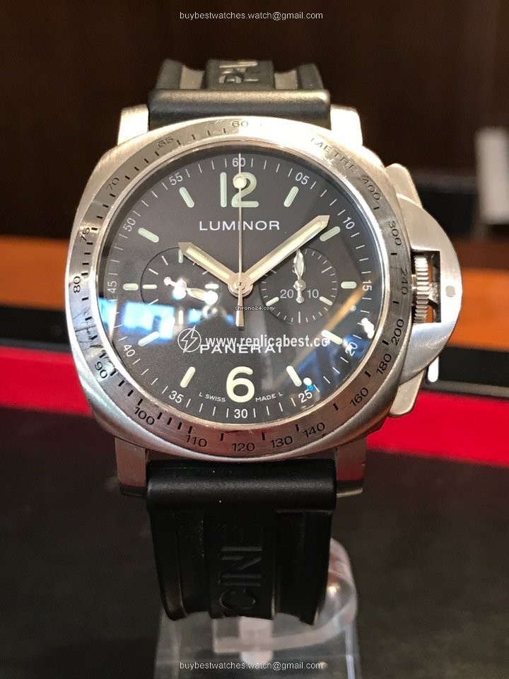 Panerai Special Editions Mens watch Unisex Manual winding Steel Pam215