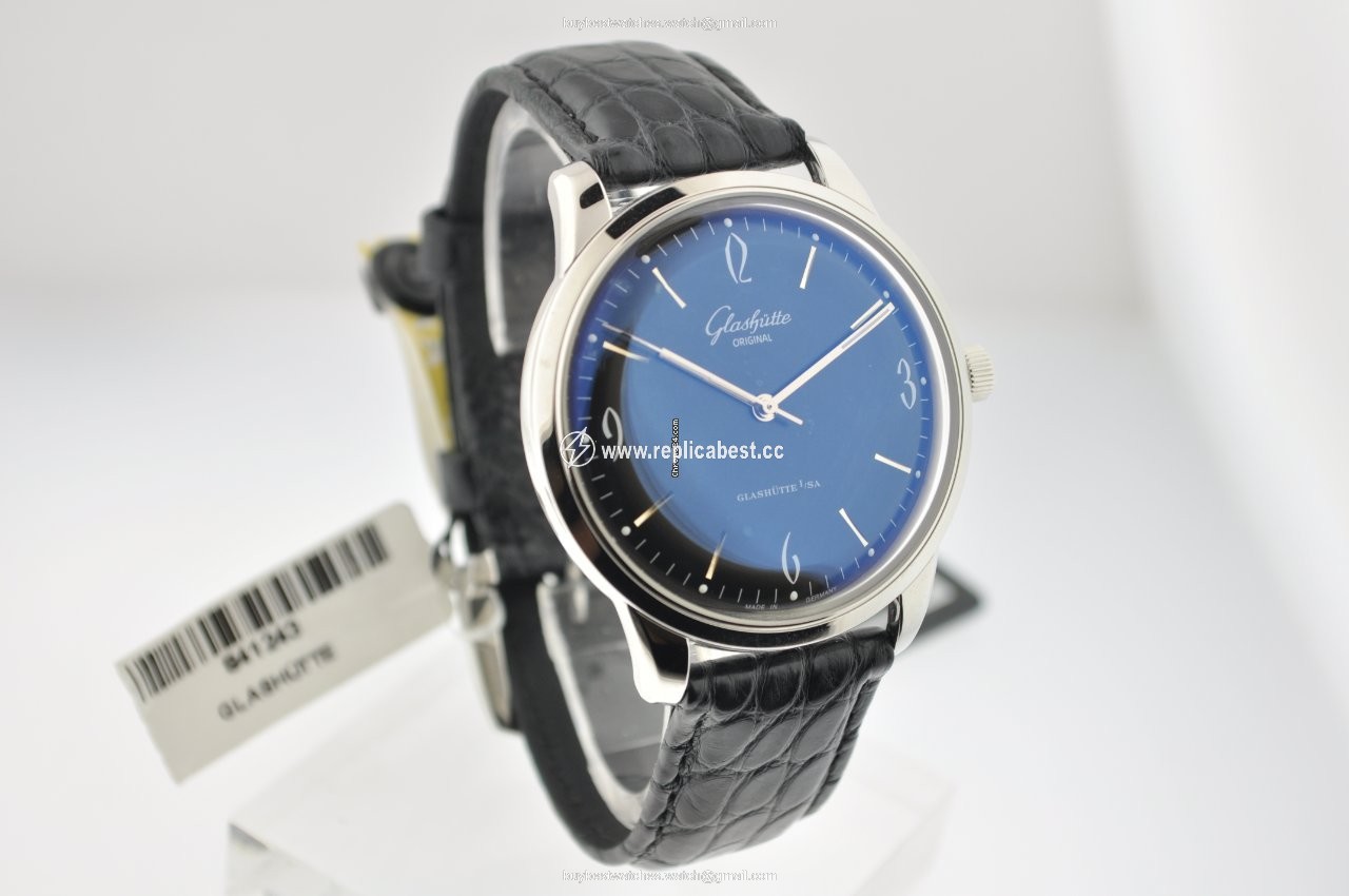 Glashutte Original Sixties Mens watch Unisex Manual winding Steel 3952040204