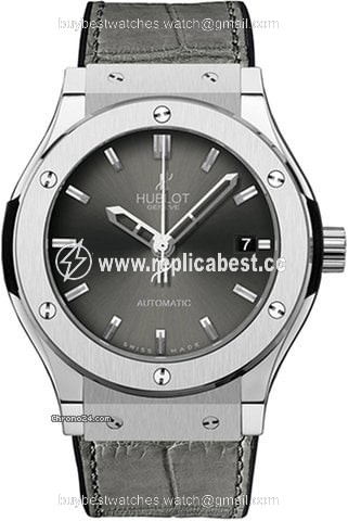 Hublot Classic Fusion Racing Grey Mens watch Unisex Automatic Titanium 542.NX.7070.LR