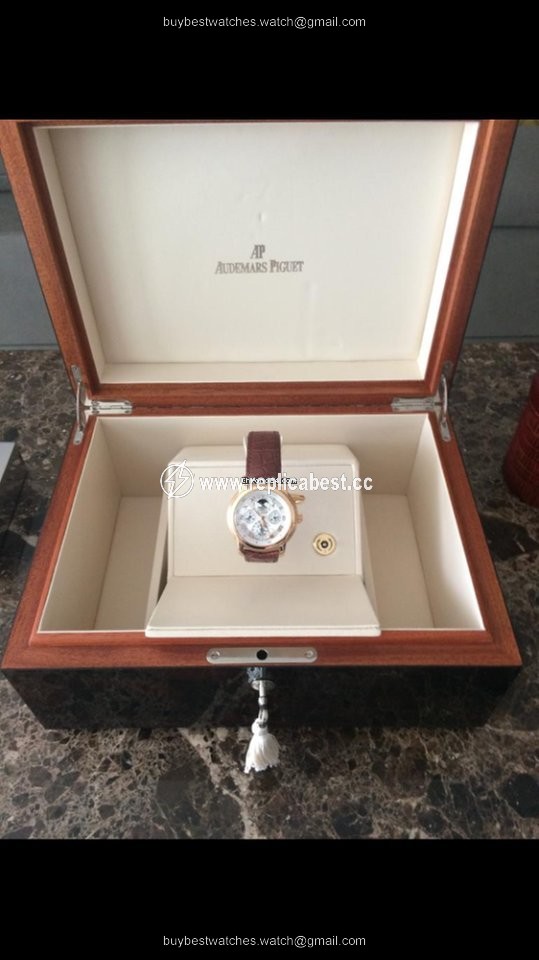 Audemars Piguet Jules Audemars Mens watch Unisex Automatic Rose gold 26003OR.OO.D088CR.01083