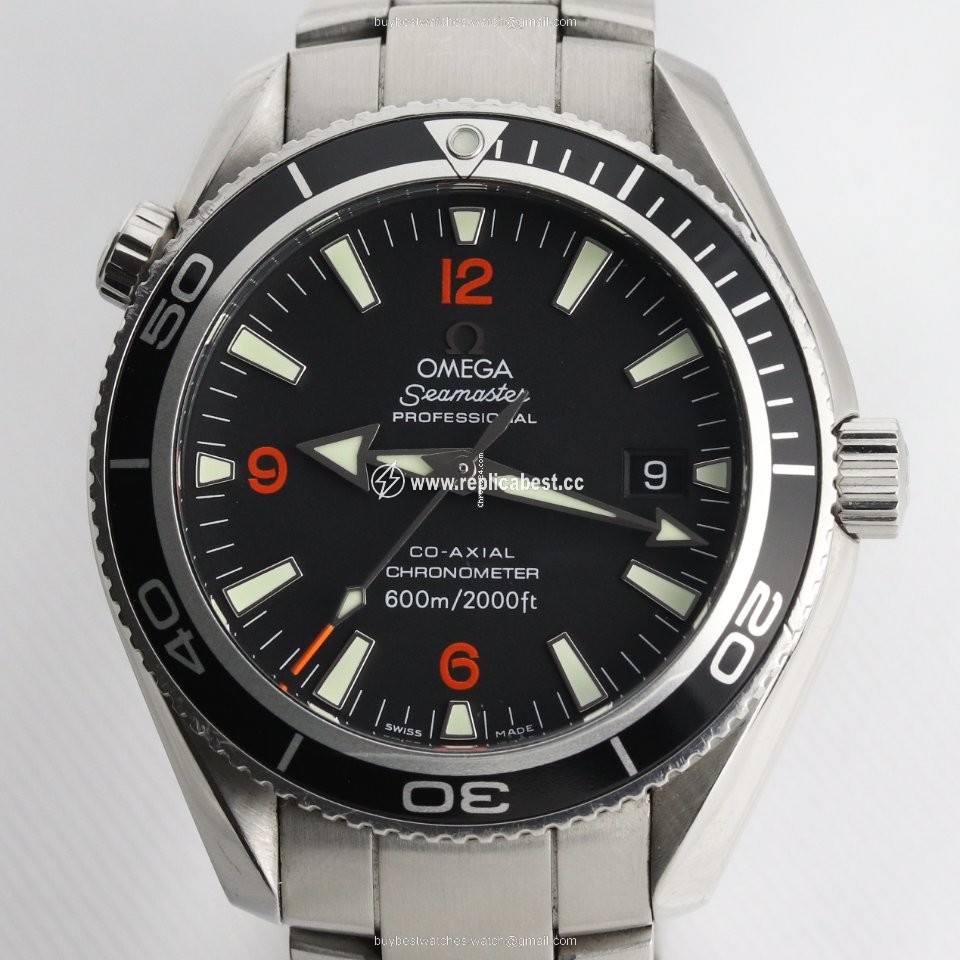 Omega Seamaster Planet Ocean Mens watch Unisex Automatic Steel 22015100