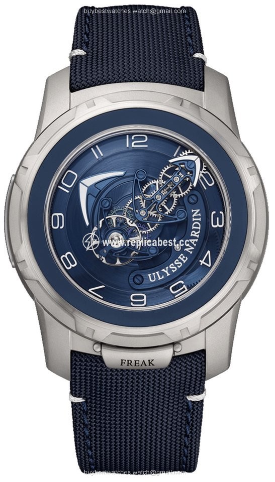 Ulysse Nardin Freak Mens watch Unisex Manual winding Titanium 2053-132 03.1