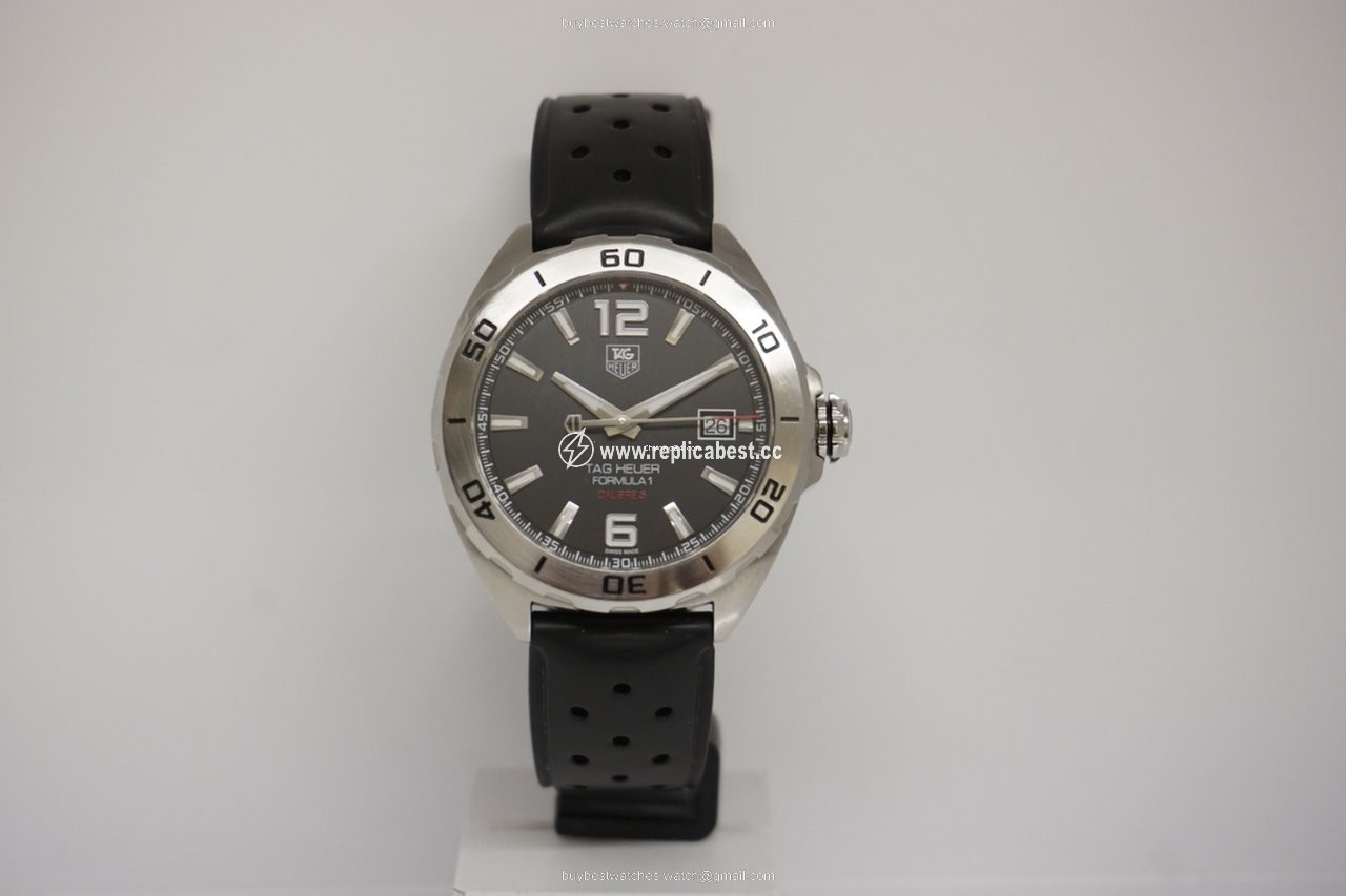 TAG Heuer Formula 1 Calibre 5 Mens watch Unisex Automatic Steel WAZ2113.FT8023